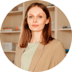 Jessica Lee, Operations Manager